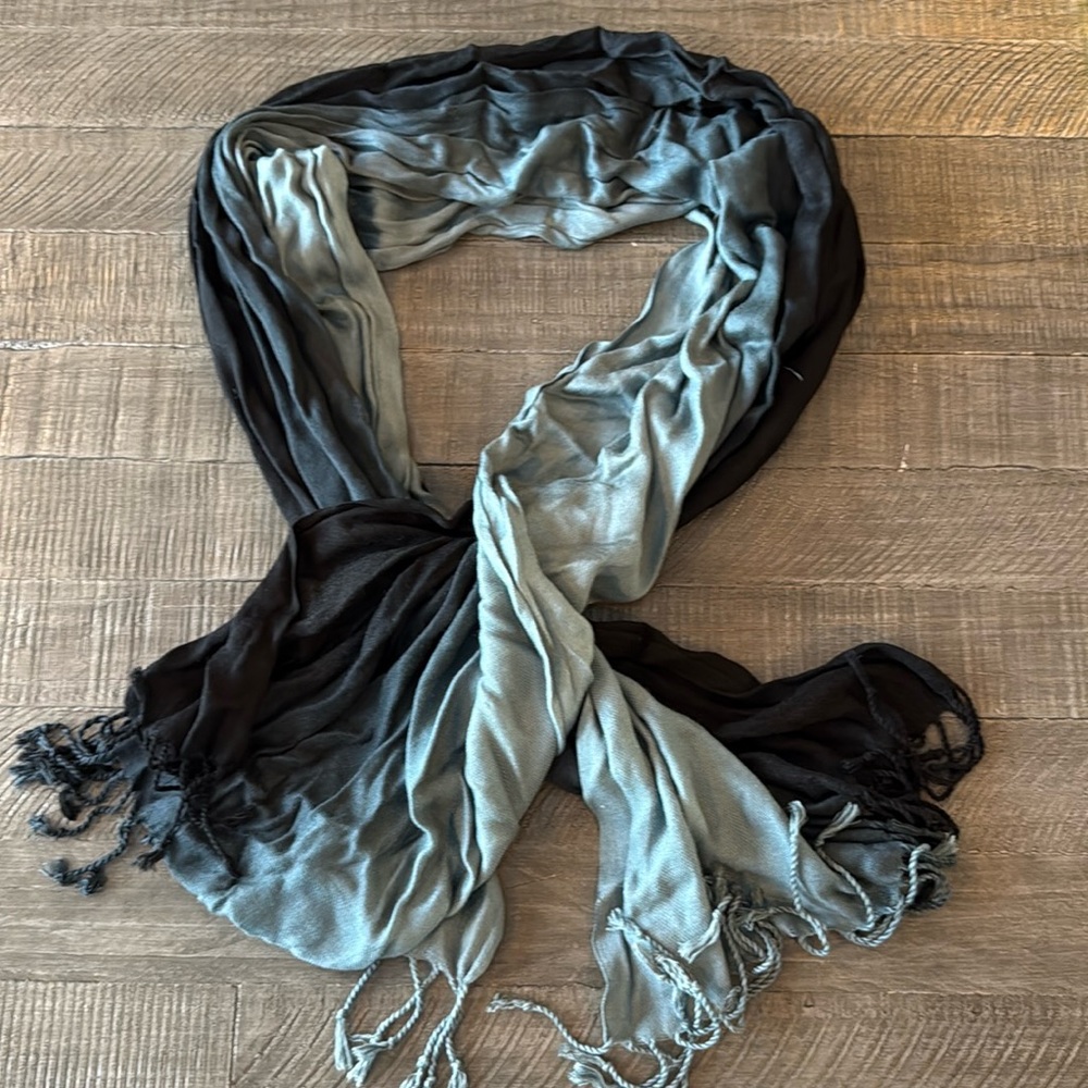Silver to black ombré scarf